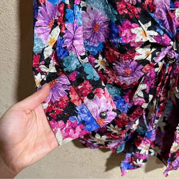 PINKO FLORAL SATIN BUTTON FRONT LONG SLEEVE SHEATH FAUX WRAP MINI DRESS - Picture 6 of 13